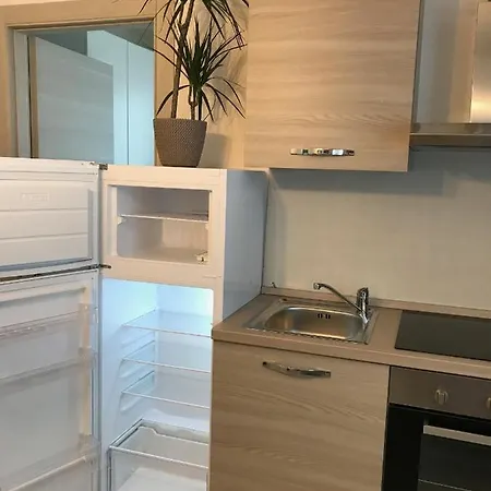 White & Grey Venice Apartments Apartamento