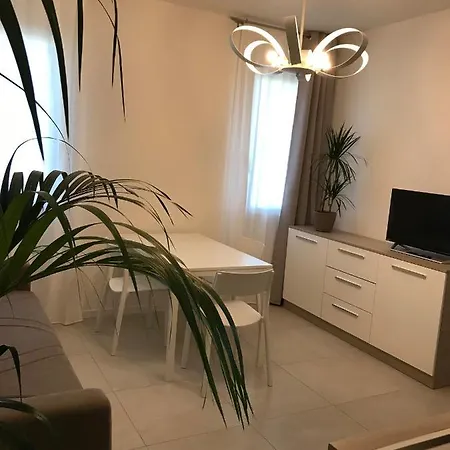 White & Grey Venice Apartments Apartamento Venecia